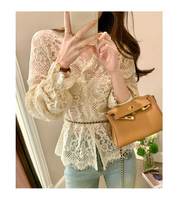 クラシカルレースペプラムブラウス