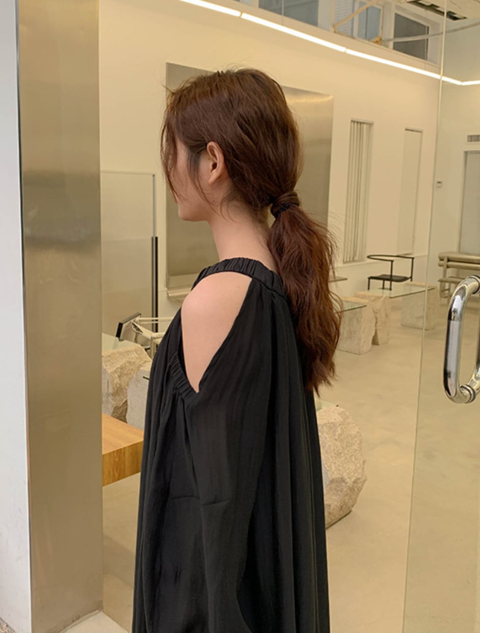 シフォンカットショルダーフレアロングワンピース　５色展開 - select store mirror meシフォンカットショルダーフレアロングワンピース　５色展開199894352mirror meselect store mirror me199894352ホワイト