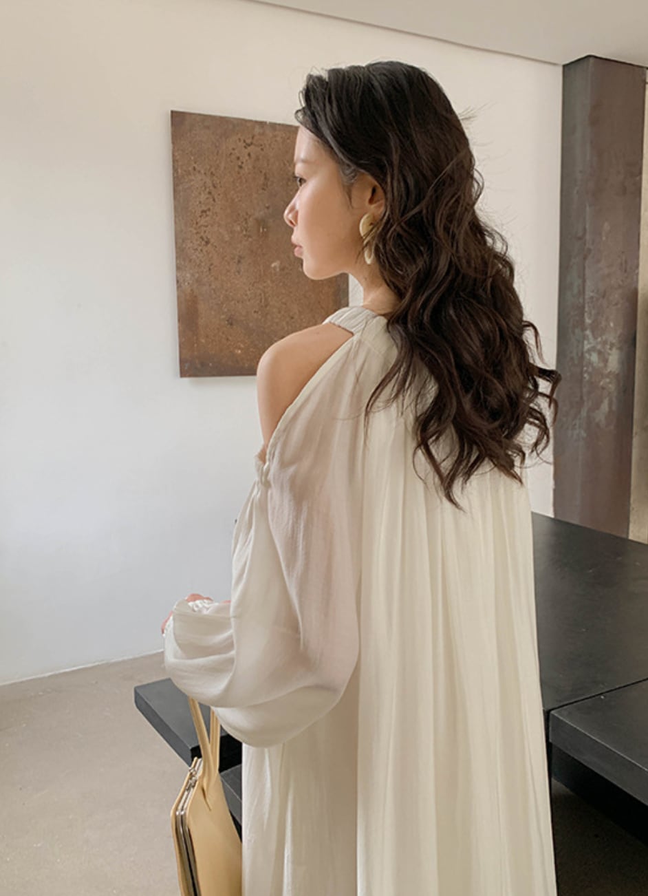 シフォンカットショルダーフレアロングワンピース　５色展開 - select store mirror meシフォンカットショルダーフレアロングワンピース　５色展開199894352mirror meselect store mirror me199894352ホワイト