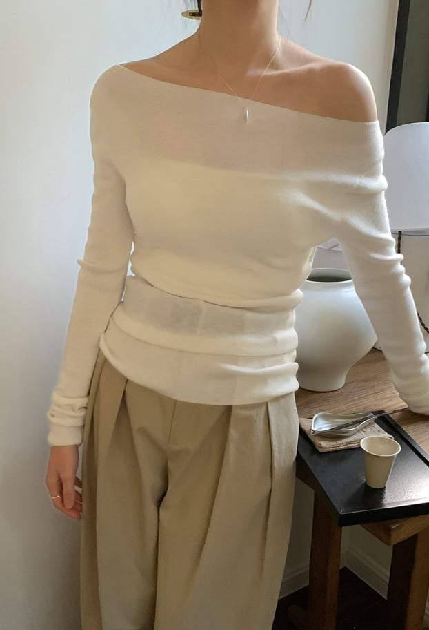 ＜インスタグラマー様ご愛用＞【動画あり】シースルーオフショルダーロングトップス　５色展開 - select store mirror me＜インスタグラマー様ご愛用＞【動画あり】シースルーオフショルダーロングトップス　５色展開200101105mirror meselect store mirror me200101105ホワイト