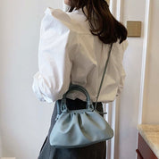 【動画あり】なめらかカラーシャーリングショルダートートバッグ　５色２種展開 - select store mirror me【動画あり】なめらかカラーシャーリングショルダートートバッグ　５色２種展開115217505mirror meselect store mirror me115217505ホワイト (スモール)