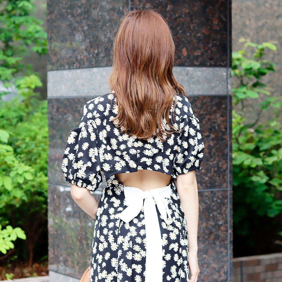 大人気！＜サイズ展開豊富＞【動画あり】バックオープンリボンデイジー柄マキシワンピース - select store mirror me大人気！＜サイズ展開豊富＞【動画あり】バックオープンリボンデイジー柄マキシワンピース57315129mirror meselect store mirror me57315129S