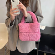 【動画あり】トレンドエコファーベアハンドバッグ　６色展開 - select store mirror me【動画あり】トレンドエコファーベアハンドバッグ　６色展開194874505mirror meselect store mirror me194874505ホワイト