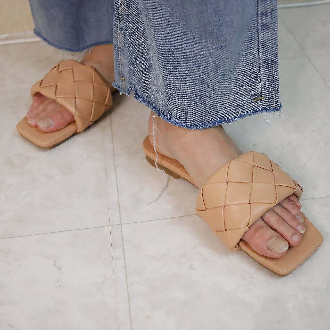 ＜再入荷→＞【動画あり】ハーリキンチェックモチーフサンダル　６色展開 - select store mirror me＜再入荷→＞【動画あり】ハーリキンチェックモチーフサンダル　６色展開57487813mirror meselect store mirror me57487813ホワイト　23cm