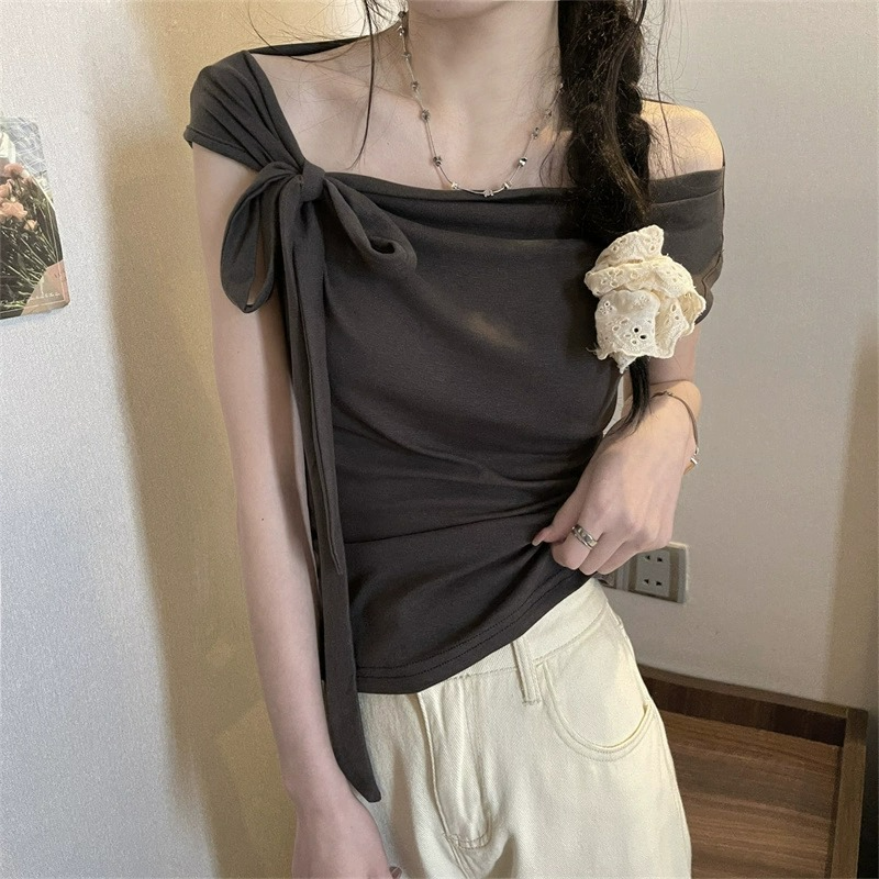 サイドリボンオフショルトップス