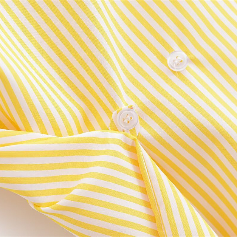 ウエストボタンデザインストライプシャツ