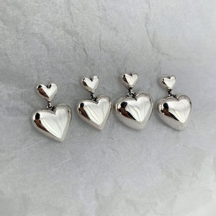 【シルバー925】ダブルハートシルバーカラーピアス　２タイプ - select store mirror me【シルバー925】ダブルハートシルバーカラーピアス　２タイプ194857806mirror meselect store mirror me194857806小サイズ