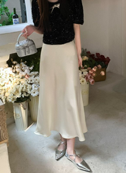 春カラーサテンロングスカート