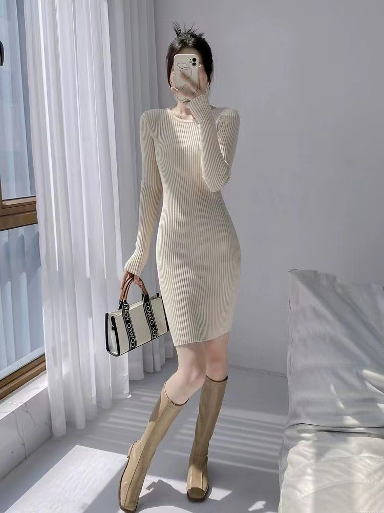 スリムリブニットワンピース　６色展開