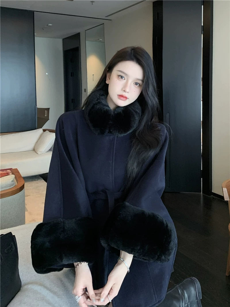 ファーケープシルエットコート