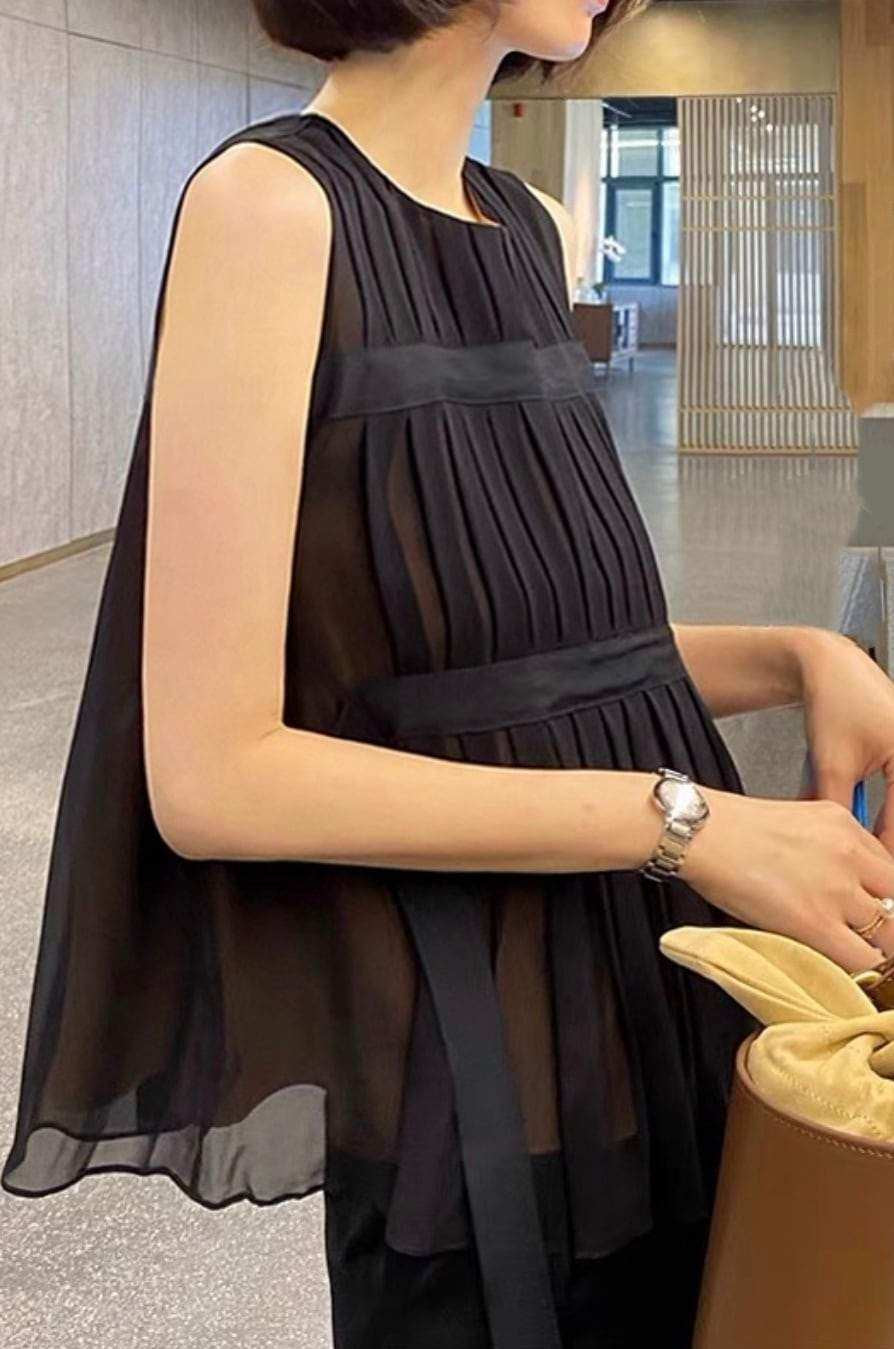 ＜Lサイズ１点即納＞＜サイズ展開豊富＞【動画あり】上質プリーツブラックシースルーフレアトップス - select store mirror me＜Lサイズ１点即納＞＜サイズ展開豊富＞【動画あり】上質プリーツブラックシースルーフレアトップス194555354mirror meselect store mirror me194555354M