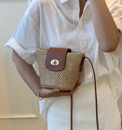 【動画あり】レザー切り替えLILIカゴバッグ　２サイズ展開 - select store mirror me【動画あり】レザー切り替えLILIカゴバッグ　２サイズ展開207588489mirror meselect store mirror me207588489小サイズ