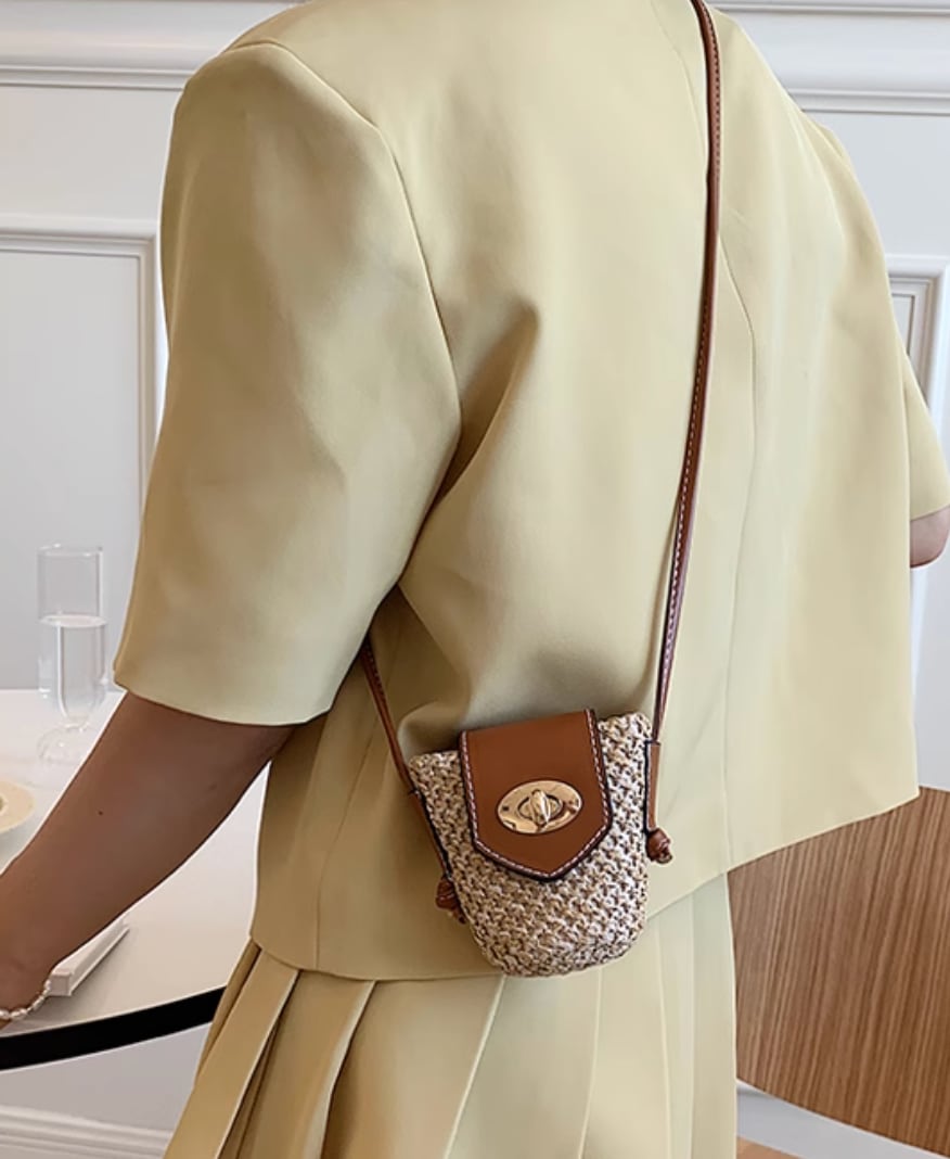 【動画あり】レザー切り替えLILIカゴバッグ　２サイズ展開 - select store mirror me【動画あり】レザー切り替えLILIカゴバッグ　２サイズ展開207588489mirror meselect store mirror me207588489小サイズ