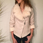 ＜グレーM１点即納＞ラビットファーライダースジャケット　３色展開 - select store mirror me＜グレーM１点即納＞ラビットファーライダースジャケット　３色展開194488516mirror meselect store mirror me194488516【即納】グレー×M