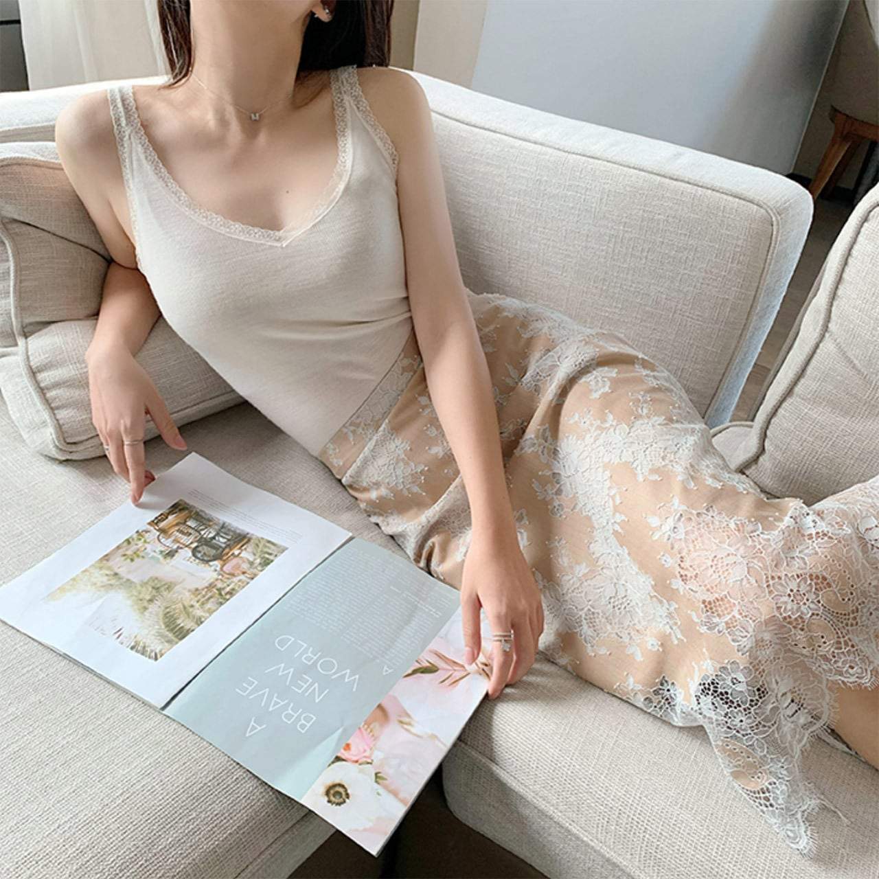 ＜Mサイズ１点即納＞【動画あり】ヴィンテージ繊細レースヌーディー美ラインスカート - select store mirror me＜Mサイズ１点即納＞【動画あり】ヴィンテージ繊細レースヌーディー美ラインスカート97433172mirror meselect store mirror me97433172S