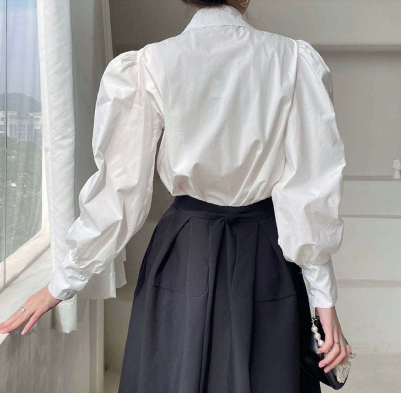 【動画あり】ビジューフリルビッグ襟パフスリーブブラウス - select store mirror me【動画あり】ビジューフリルビッグ襟パフスリーブブラウスmirror meselect store mirror meフリーサイズ