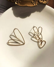 アシンメトリーニュアンスハートピアス - select store mirror meアシンメトリーニュアンスハートピアスmirror meselect store mirror meフリーサイズ
