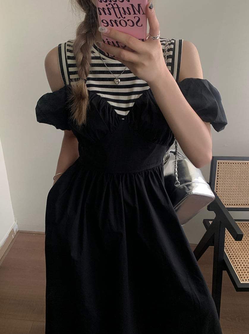 【大人気】【動画あり】デザイン切り替えボーダーオフショルダーワンピース - select store mirror me【大人気】【動画あり】デザイン切り替えボーダーオフショルダーワンピースmirror meselect store mirror meフリーサイズ