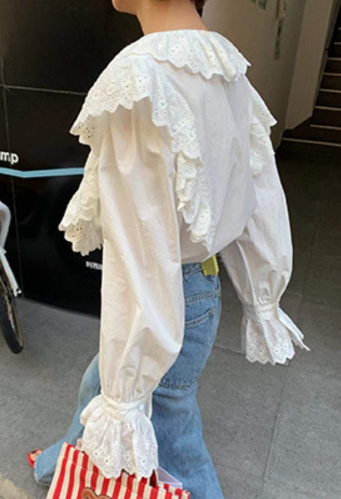 【動画あり】カッティングダブルフリルレースブラウス - select store mirror me【動画あり】カッティングダブルフリルレースブラウスmirror meselect store mirror meフリーサイズ