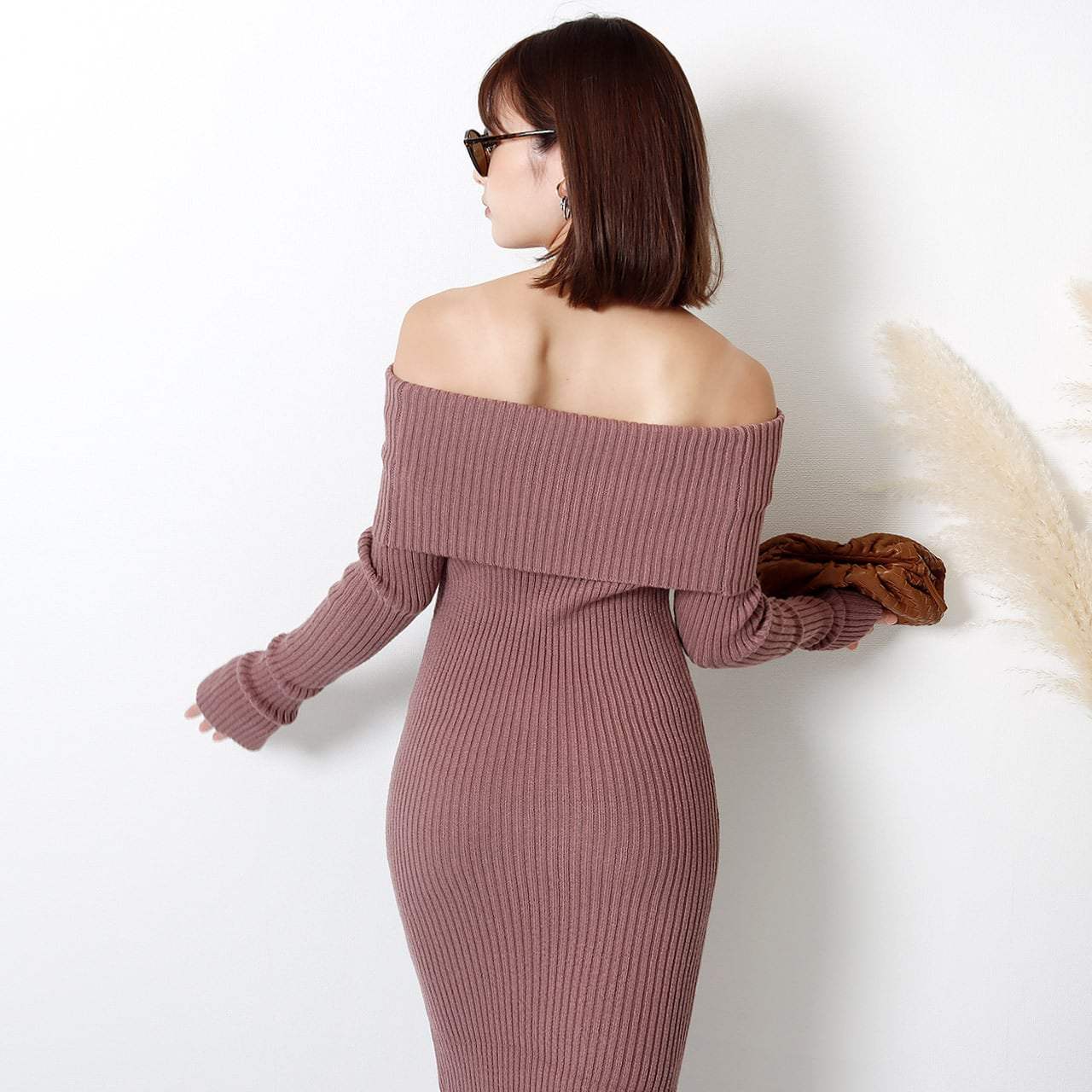 【動画あり】くすみピンクオフショルダーニットタイトワンピース - select store mirror me【動画あり】くすみピンクオフショルダーニットタイトワンピースmirror meselect store mirror meフリーサイズ