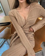【動画あり】ボリュームケーブルクロスリボンガウンワンピース - select store mirror me【動画あり】ボリュームケーブルクロスリボンガウンワンピースmirror meselect store mirror meフリーサイズ
