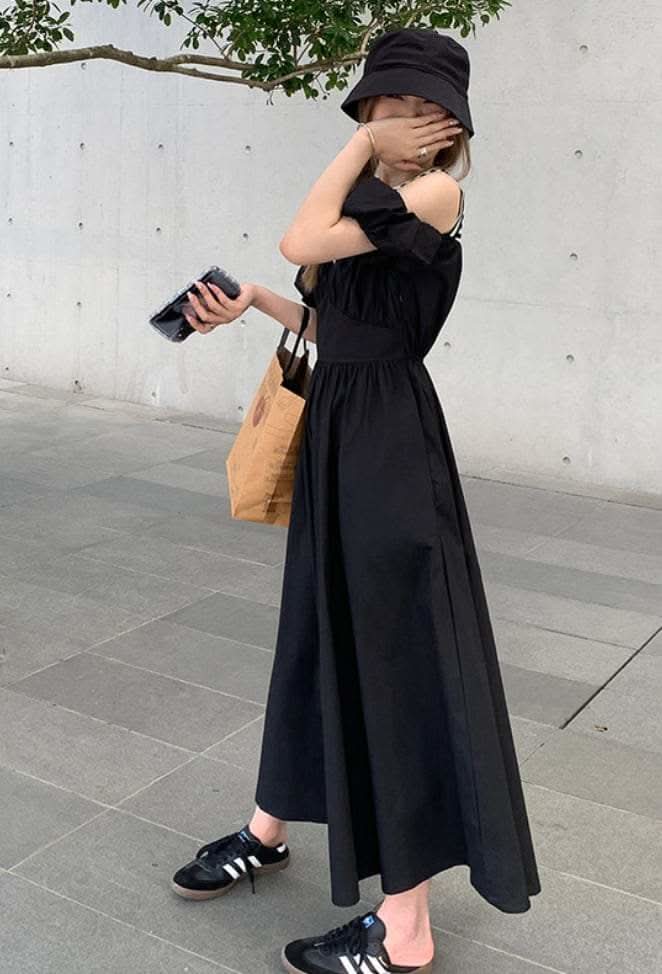 らいらっく様【美品】Maison Celon オフショルボーダーワンピース 大人気】【動画あり】デザイン切り替えボーダーオフショルダー