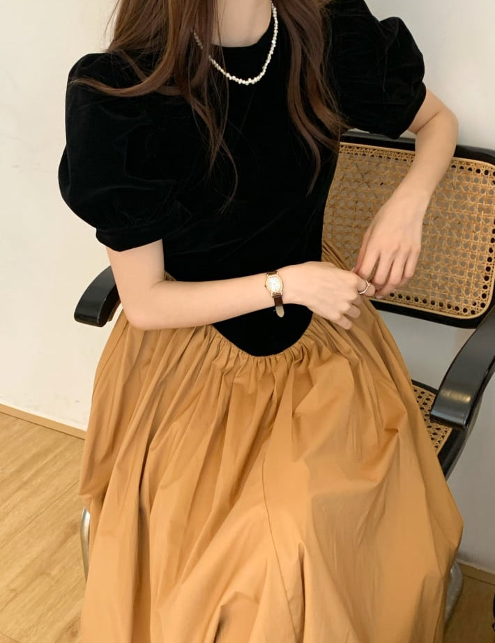 カラー切り替えプリーツワンピース - select store mirror meカラー切り替えプリーツワンピースmirror meselect store mirror meフリーサイズ