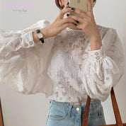 ランタンスリーブホワイト刺繍シースルーブラウス - select store mirror meランタンスリーブホワイト刺繍シースルーブラウスmirror meselect store mirror meフリーサイズ