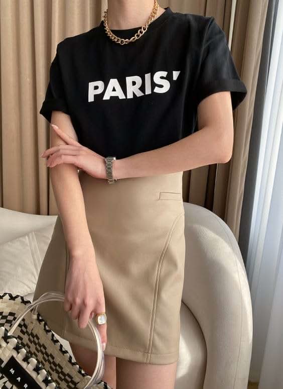 【動画あり】PARISロゴデザインTシャツ　３色展開 - select store mirror me【動画あり】PARISロゴデザインTシャツ　３色展開208526105mirror meselect store mirror me208526105ホワイト