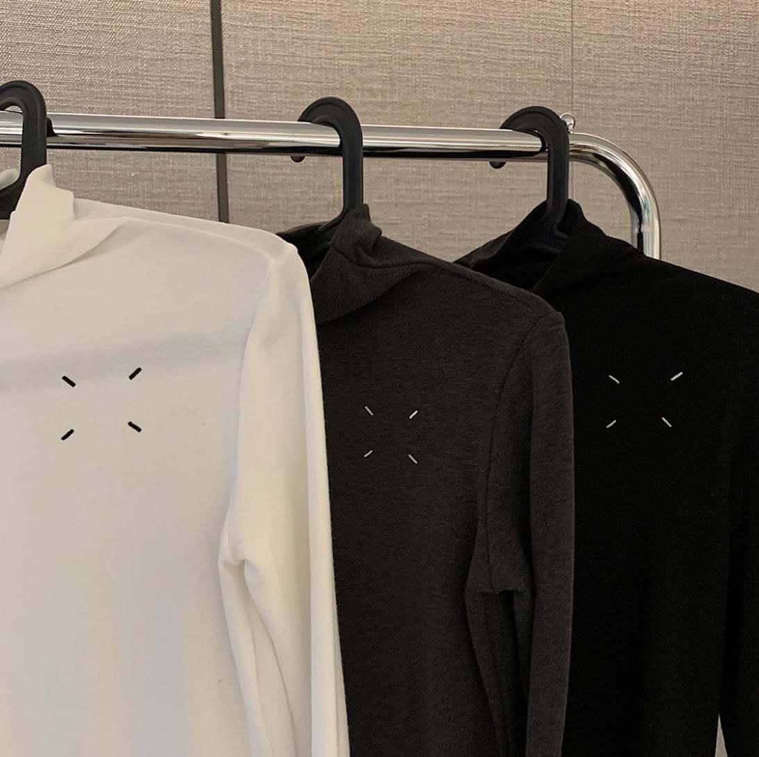【動画あり】RiRiフロント＆スリーブデザイントップス　３色展開 - select store mirror me【動画あり】RiRiフロント＆スリーブデザイントップス　３色展開193940575mirror meselect store mirror me193940575ホワイト
