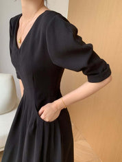 ＜Sサイズ１点即納＞【動画あり】美ラインVネックシックブラックワンピース - select store mirror me＜Sサイズ１点即納＞【動画あり】美ラインVネックシックブラックワンピース179539039mirror meselect store mirror me179539039【即納】S