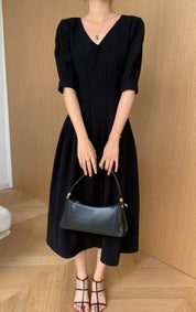 ＜Sサイズ１点即納＞【動画あり】美ラインVネックシックブラックワンピース - select store mirror me＜Sサイズ１点即納＞【動画あり】美ラインVネックシックブラックワンピース179539039mirror meselect store mirror me179539039【即納】S