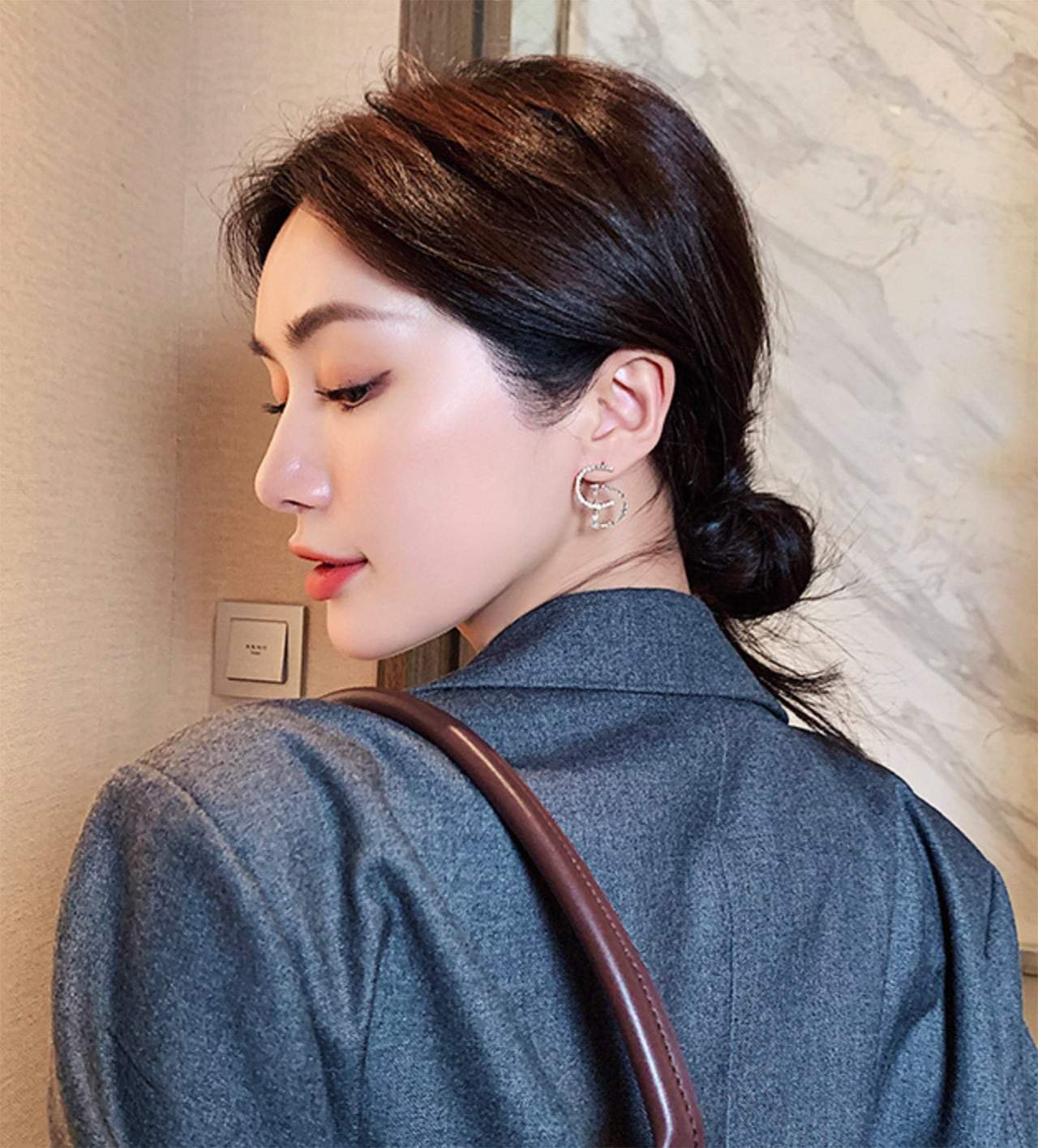 SALE【通常3,580▶︎3,222円】＜４点即納＞【高品質シルバー925】【動画あり】ゴールドモチーフデザインビジューピアス - select store mirror meSALE【通常3,580▶︎3,222円】＜４点即納＞【高品質シルバー925】【動画あり】ゴールドモチーフデザインビジューピアスmirror meselect store mirror meフリーサイズ