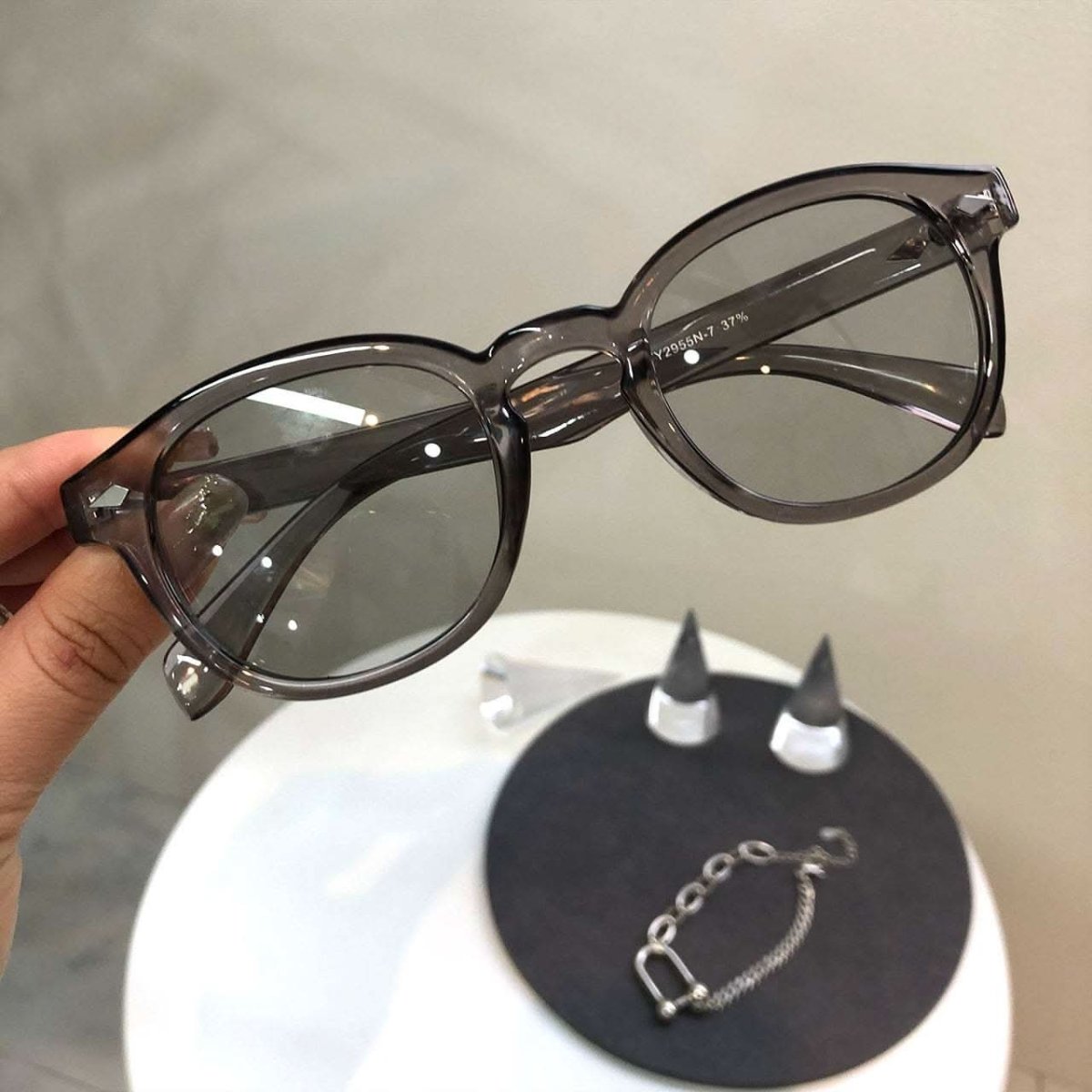 SALE【通常3,780▶︎3,402円】＜即納あり＞クリアアッシュグレーレンズサングラス - select store mirror meSALE【通常3,780▶︎3,402円】＜即納あり＞クリアアッシュグレーレンズサングラスmirror meselect store mirror meフリーサイズ