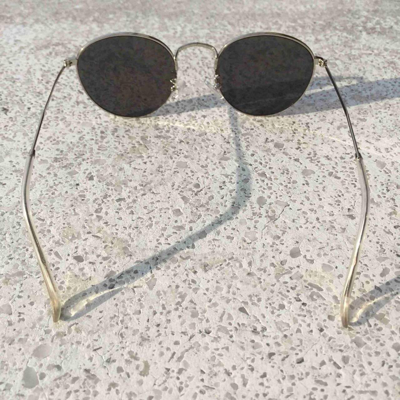 SALE【通常3,980▶︎3,582円】＜一部即納あり＞ラウンドミラーサングラス 　２色展開 - select store mirror meSALE【通常3,980▶︎3,582円】＜一部即納あり＞ラウンドミラーサングラス 　２色展開52691936mirror meselect store mirror me52691936ミラーピンク