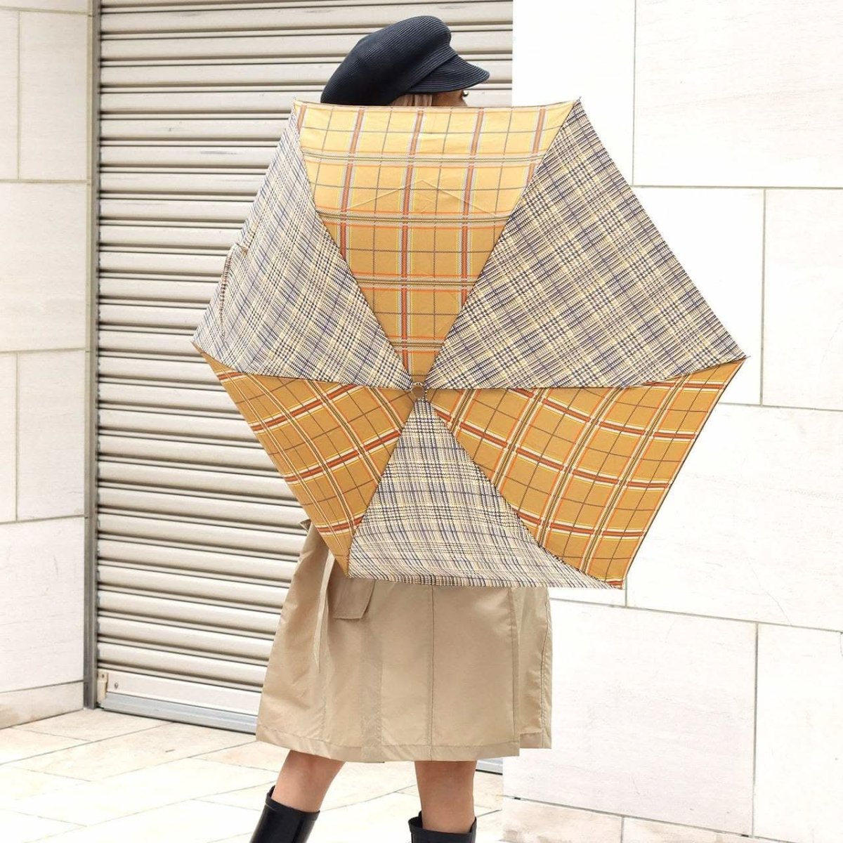 SALE【通常4,980▶︎4,482円】【即納残り１点】晴雨兼用ブラウンチェック柄２トーンカラー折り畳み傘 - select store mirror meSALE【通常4,980▶︎4,482円】【即納残り１点】晴雨兼用ブラウンチェック柄２トーンカラー折り畳み傘mirror meselect store mirror meフリーサイズ