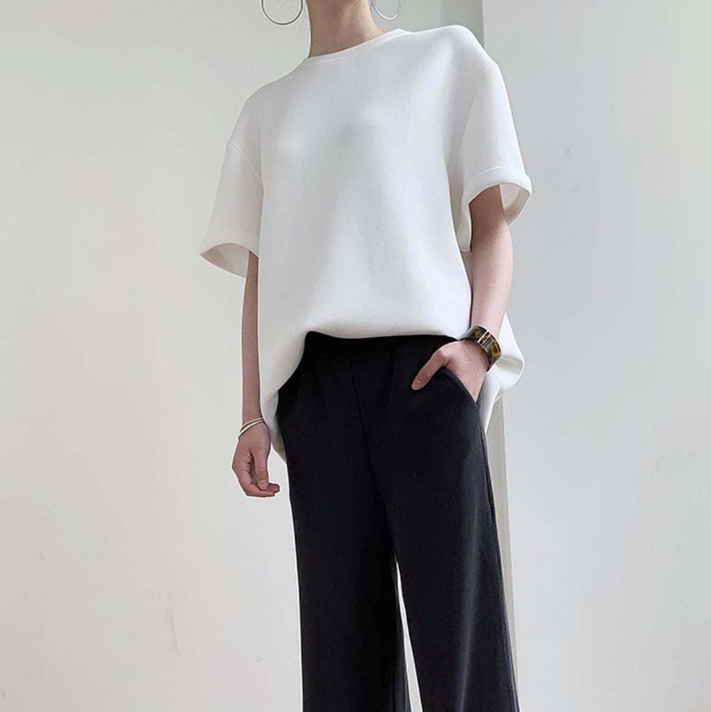 【動画あり】上質素材オーバーシルエットTシャツ　２色展開 - select store mirror me【動画あり】上質素材オーバーシルエットTシャツ　２色展開115223871mirror meselect store mirror me115223871ホワイト S