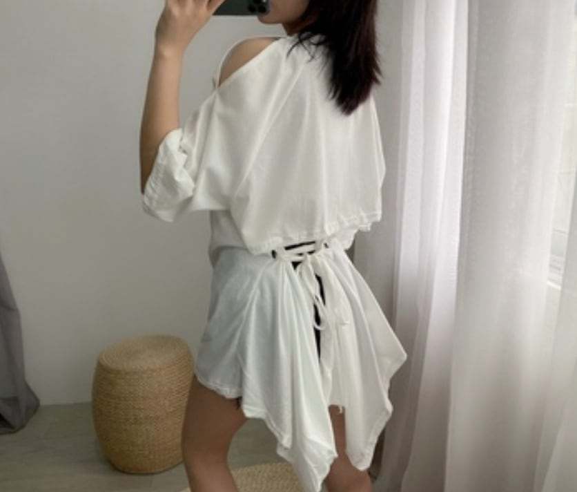 ＜上質シルク＞バック変形リボンデザインロングTシャツ　２色展開 - select store mirror me＜上質シルク＞バック変形リボンデザインロングTシャツ　２色展開122751299mirror meselect store mirror me122751299ホワイト S