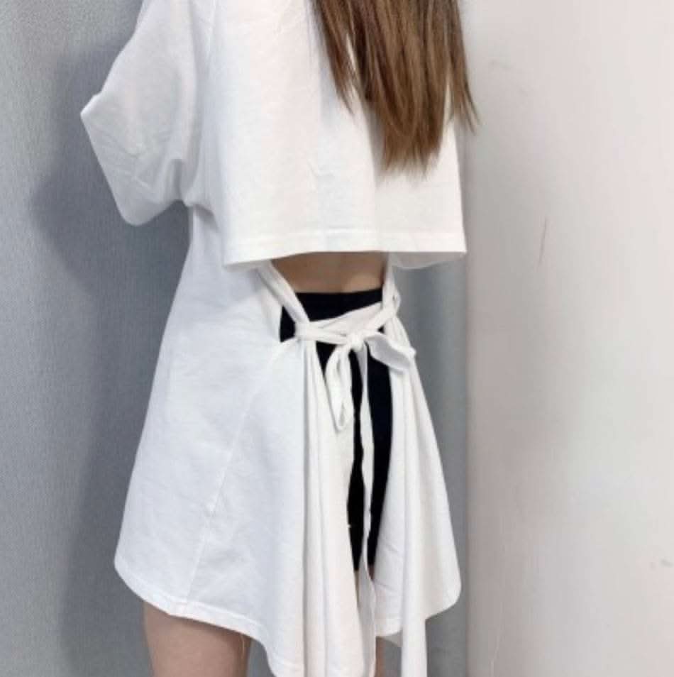 ＜上質シルク＞バック変形リボンデザインロングTシャツ　２色展開 - select store mirror me＜上質シルク＞バック変形リボンデザインロングTシャツ　２色展開122751299mirror meselect store mirror me122751299ホワイト S