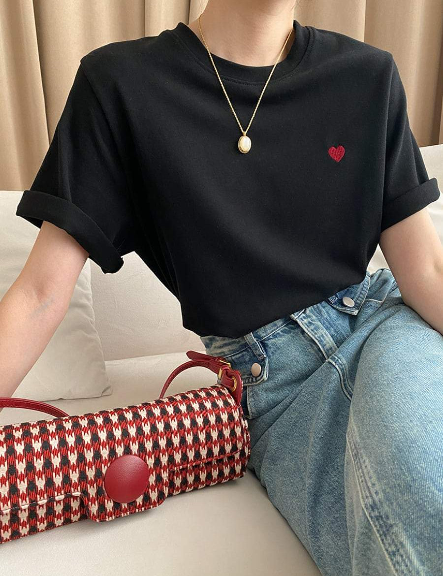 【動画あり】ハートワンポイントデザインTシャツ　２色展開 - select store mirror me【動画あり】ハートワンポイントデザインTシャツ　２色展開208696980mirror meselect store mirror me208696980ホワイトS