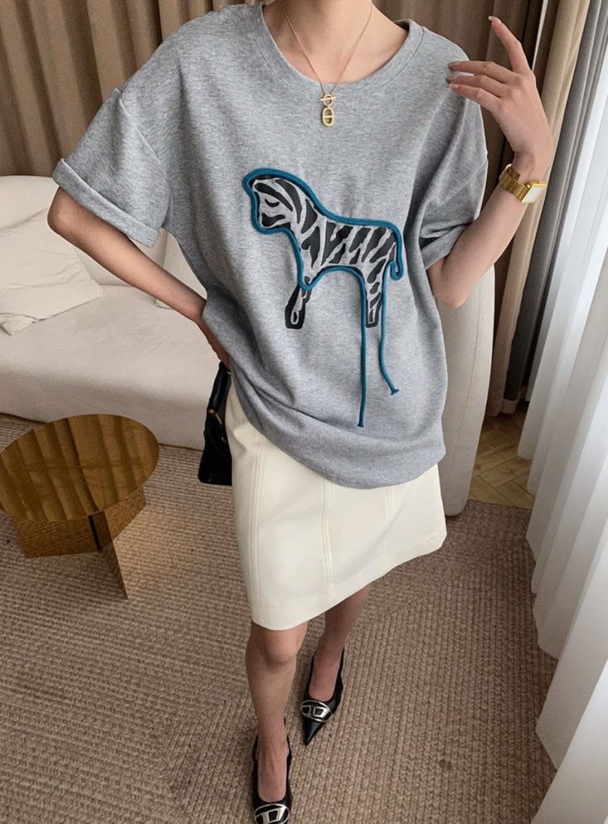 【動画あり】ゼブラデザインTシャツ　３色展開 - select store mirror me【動画あり】ゼブラデザインTシャツ　３色展開208525209mirror meselect store mirror me208525209ホワイト