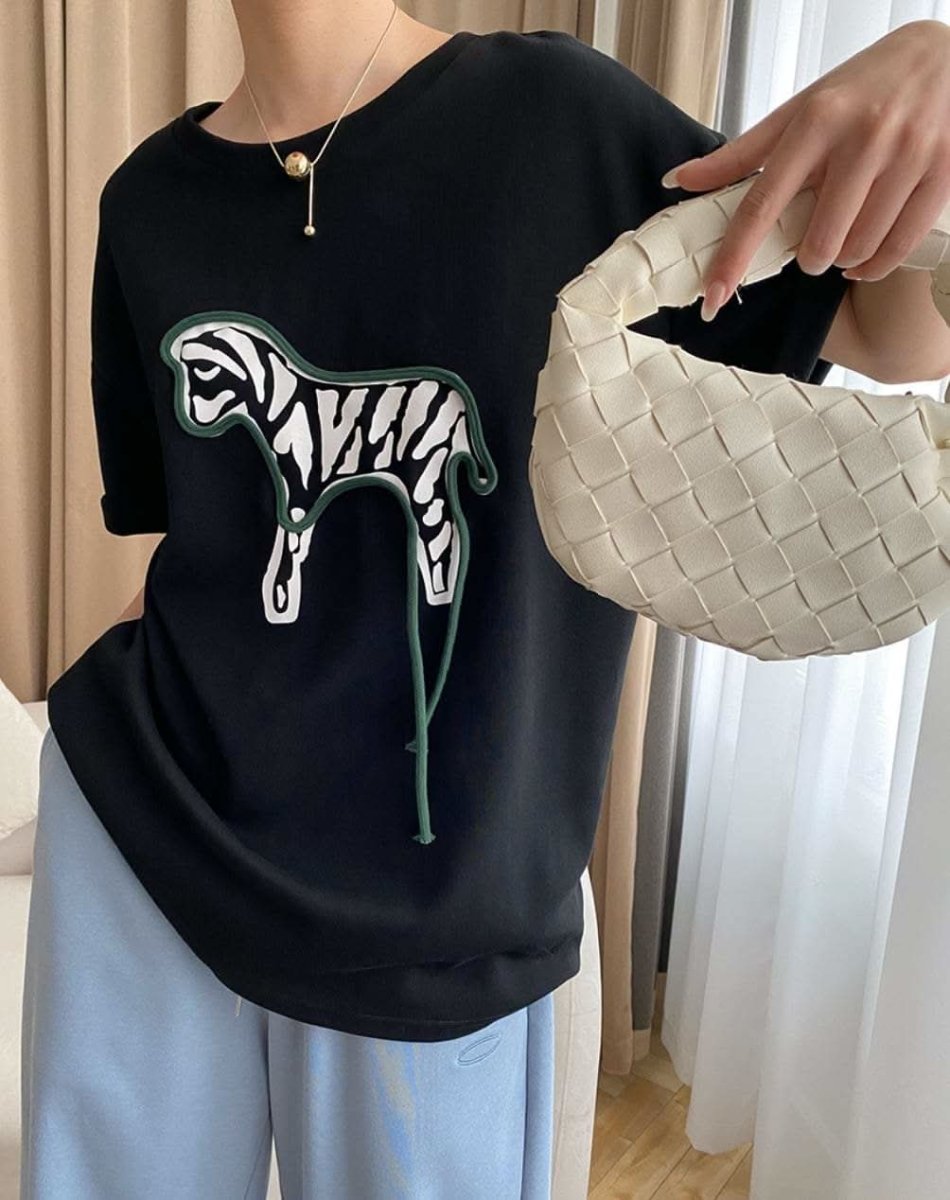 【動画あり】ゼブラデザインTシャツ　３色展開 - select store mirror me【動画あり】ゼブラデザインTシャツ　３色展開208525209mirror meselect store mirror me208525209ホワイト