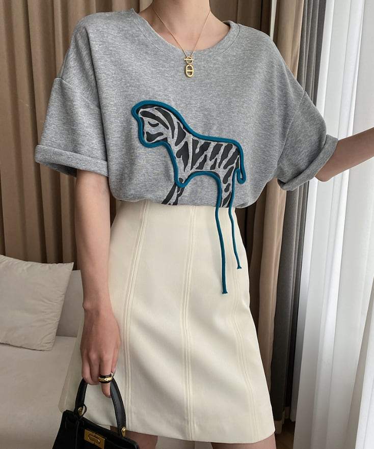 【動画あり】ゼブラデザインTシャツ　３色展開 - select store mirror me【動画あり】ゼブラデザインTシャツ　３色展開208525209mirror meselect store mirror me208525209ホワイト