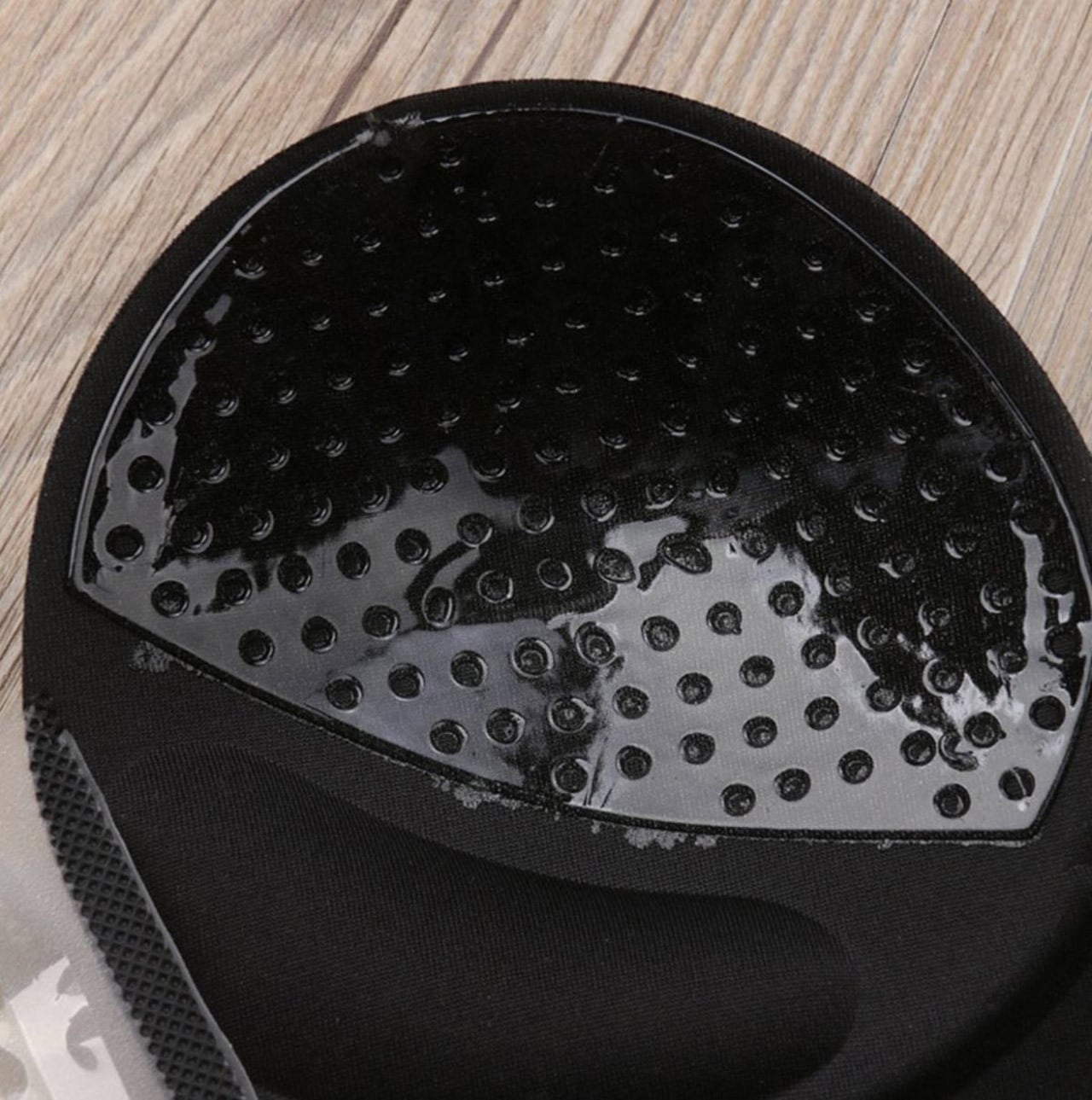 【機能性バツグン】胸開きU字用ヌーブラ　２色展開 - select store mirror me【機能性バツグン】胸開きU字用ヌーブラ　２色展開52759454mirror meselect store mirror me52759454ベージュ×A