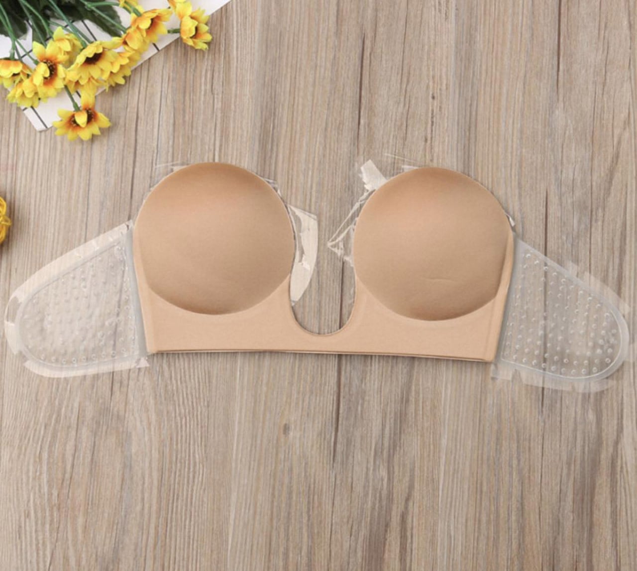 【機能性バツグン】胸開きU字用ヌーブラ　２色展開 - select store mirror me【機能性バツグン】胸開きU字用ヌーブラ　２色展開52759454mirror meselect store mirror me52759454ベージュ×A