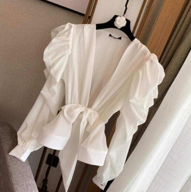 【動画あり】ディープVネックシフォンリボンブラウス　２色展開 - select store mirror me【動画あり】ディープVネックシフォンリボンブラウス　２色展開115201291mirror meselect store mirror me115201291ホワイト