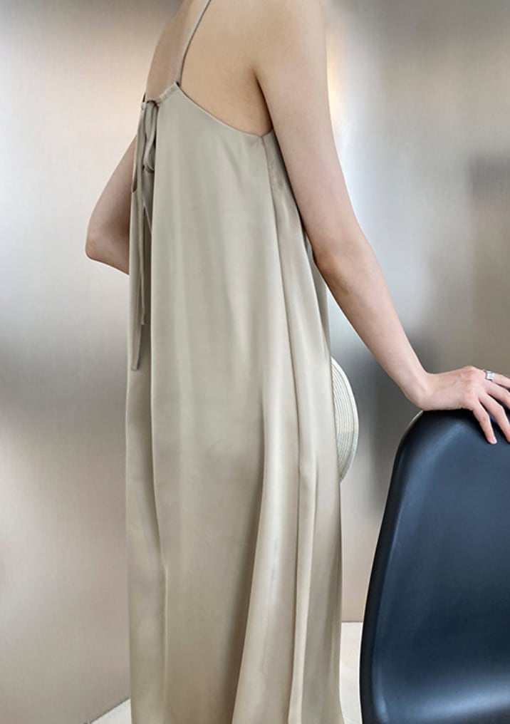 バックストラップVネックワンピース　３色展開 - select store mirror meバックストラップVネックワンピース　３色展開190261196mirror meselect store mirror me190261196ホワイトS