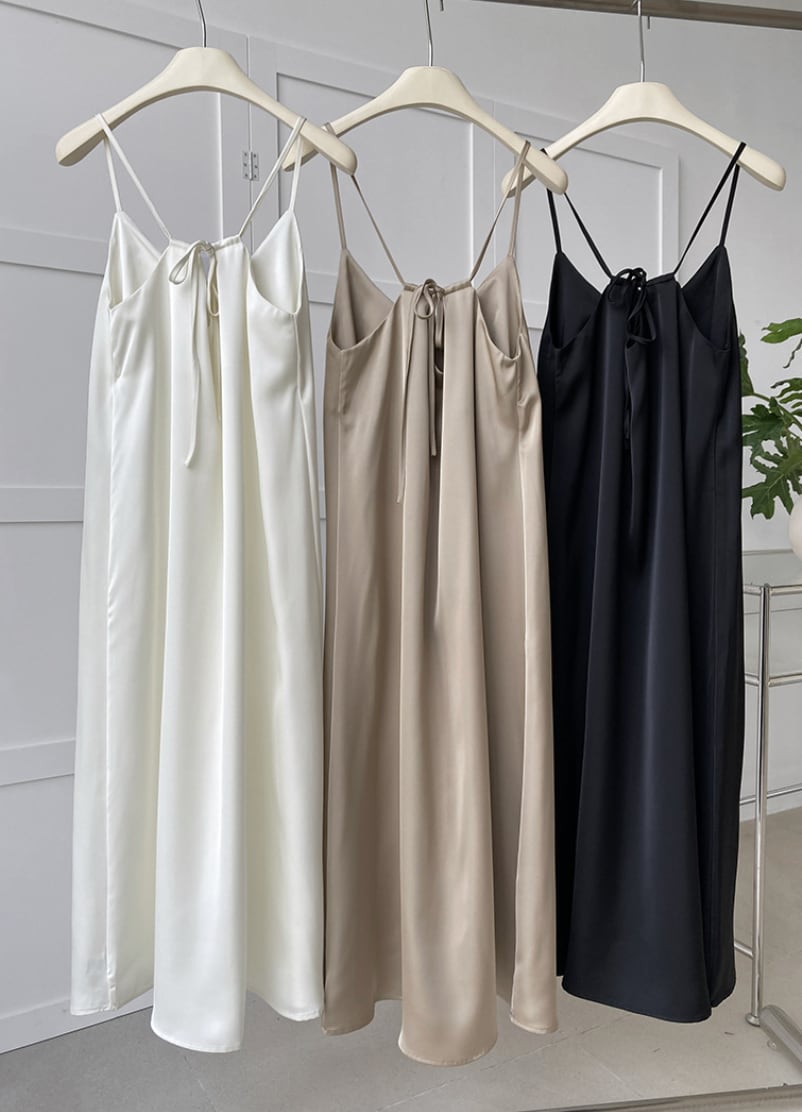 バックストラップVネックワンピース　３色展開 - select store mirror meバックストラップVネックワンピース　３色展開190261196mirror meselect store mirror me190261196ホワイトS