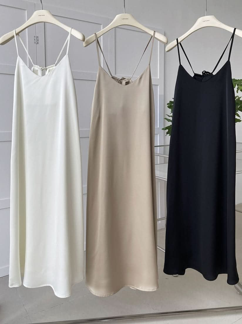 バックストラップVネックワンピース　３色展開 - select store mirror meバックストラップVネックワンピース　３色展開190261196mirror meselect store mirror me190261196ホワイトS