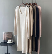 Vネックストレートニットワンピース　５色展開 - select store mirror meVネックストレートニットワンピース　５色展開189948029mirror meselect store mirror me189948029ホワイト